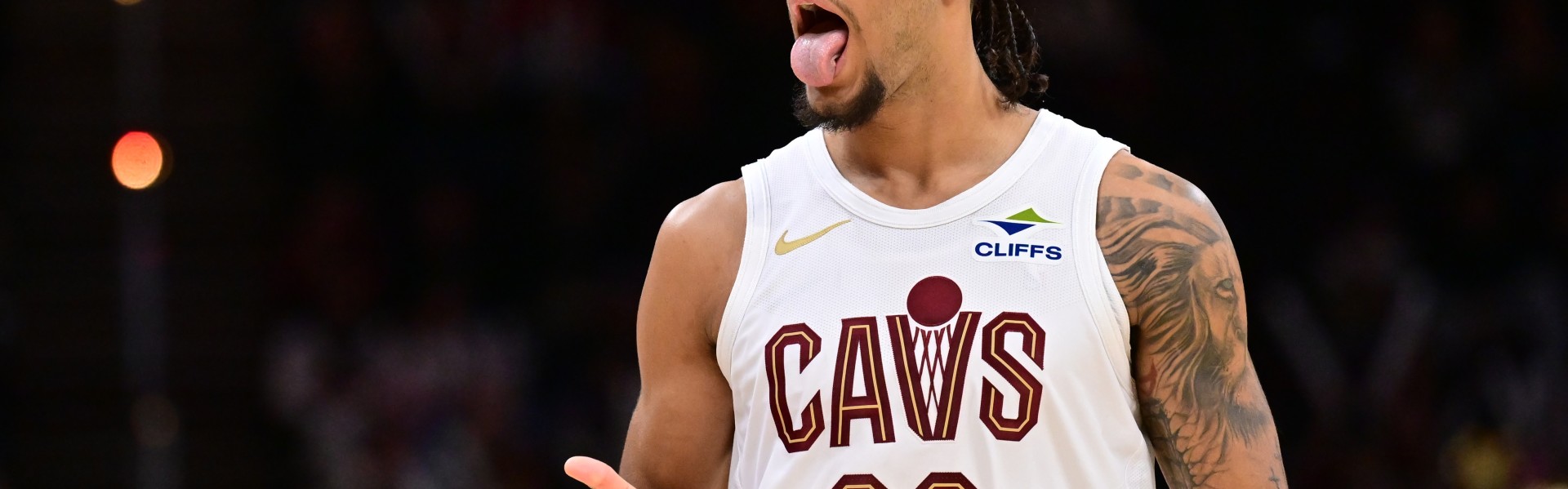 kaiyun体育-生涯新高！泰森冲筐上篮再中 个人已经砍下33分