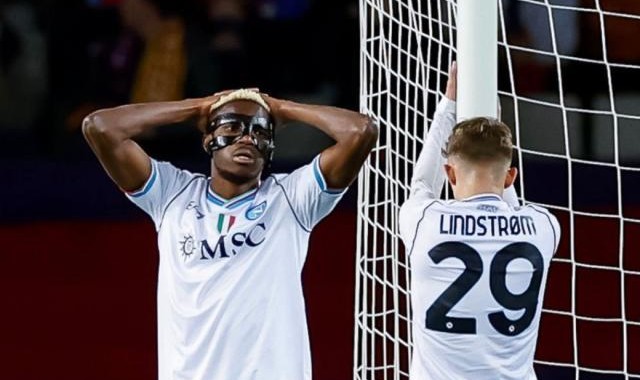 那不勒斯怎么楼塌了？德佬亲手拆了自己的漂亮玩具