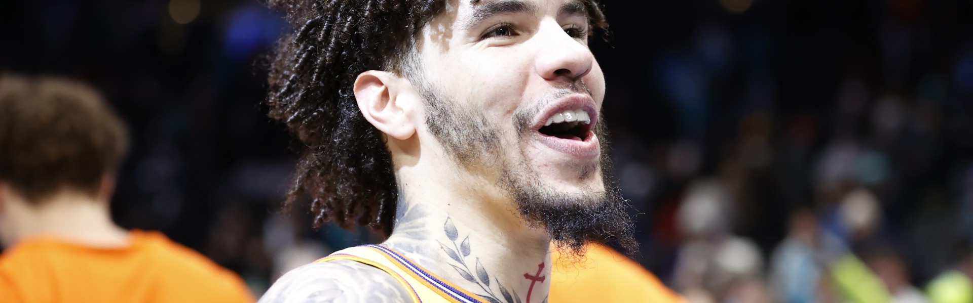 开云体育在线-Lowe：黄蜂会进附加赛 他们连着打出1/3赛季好球了是真正的好球队