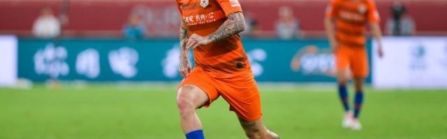 格德斯归途受阻+续约艰难 巴媒：正寻求与泰山解约