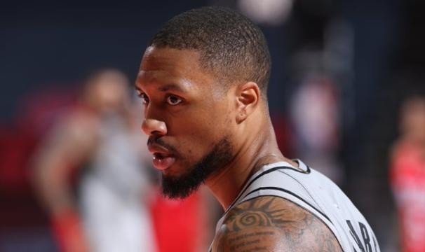 开云体育在线-逆转概率只有0.4%？利拉德英雄盖世消灭所有不可能