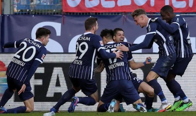 kaiyun体育-拜仁济贫成瘾纳帅揽责，半季内2次溃败要拉响警报